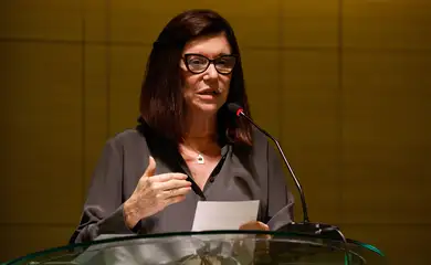 Rio de Janeiro (RJ), 20/09/2024 - A presidente da Petrobras, Magda Chambriard, fala durante encontro com os atletas do Time Petrobras que competiram nas Paralimpíadas de Paris 2024. Foto: Tânia Rêgo/Agência Brasil