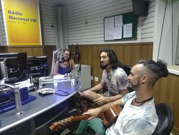 sentados estúdio