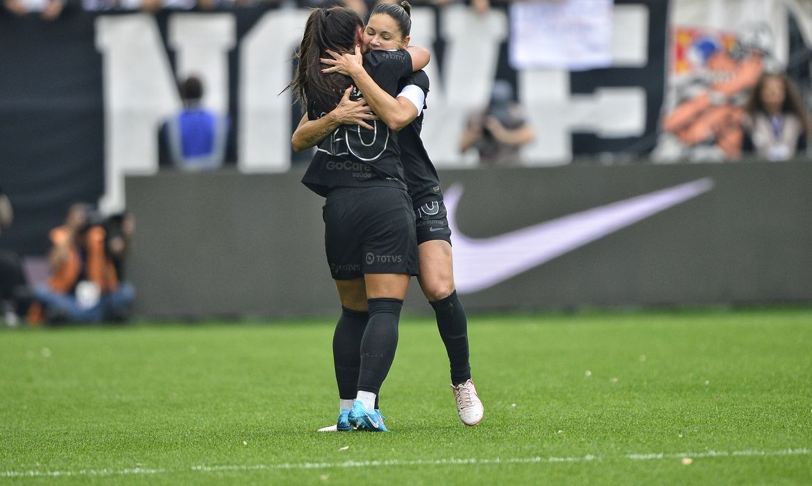 Rebeca Reis corinthians, palmeiras, paulista feminino
