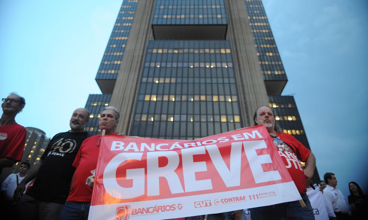 Bancários protestam contra proposta de Independência do Banco Central (Marcello Casal Jr./Agência Brasil)