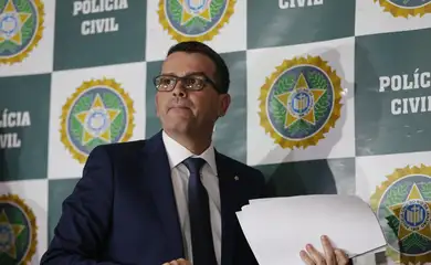 O chefe de Polícia, delegado Rivaldo Barbosa fala em entrevista sobre a denúncia do Ministério Público do Rio de Janeiro que pediu seu afastamento por irregularidades em licitações na contratação de empresas de informática.