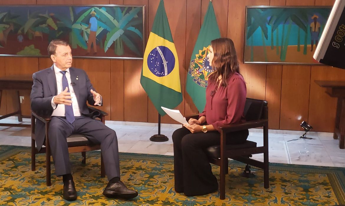 Entrevista do Presidente Jair Bolsonaro