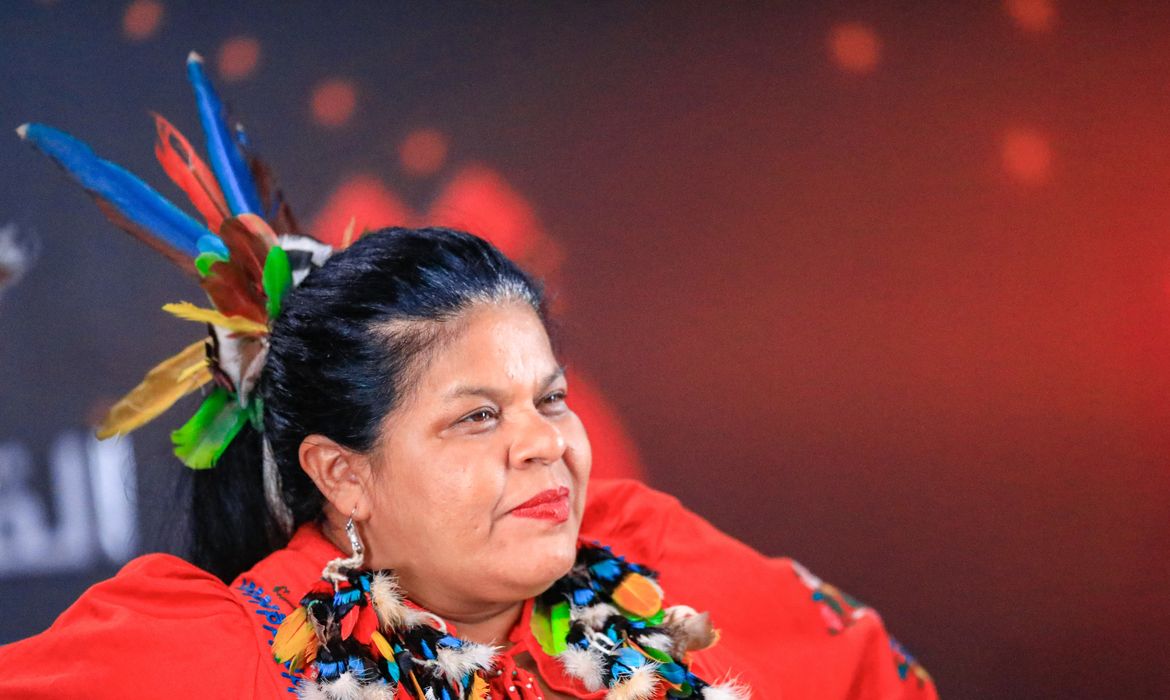 Dubai, Emirados Árabes Unidos, 04.12.2023 - Ministra dos Povos Indígenas, Sônia Guajajara, durante a COP 28. Dubai - Emirados Árabes Unidos. Foto: Estevam Rafael/Audiovisual/PR