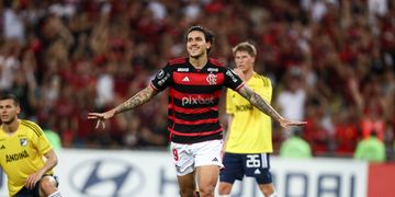 Flamengo vence o Millonarios com facilidade e garante vaga nas oitavas da Libertadores