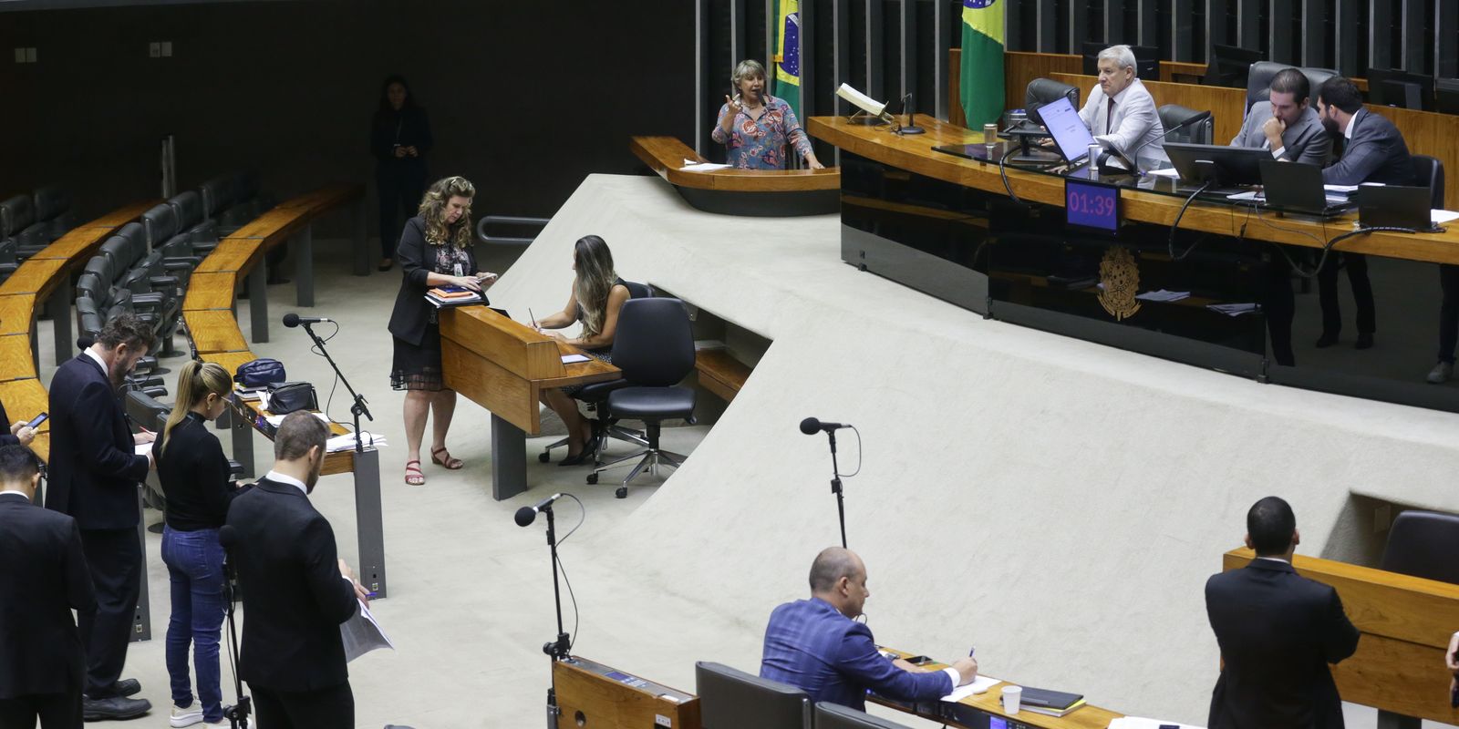 Câmara aprova novas regras para regularização de imóveis rurais Câmara aprova novas regras para regularização de imóveis rurais