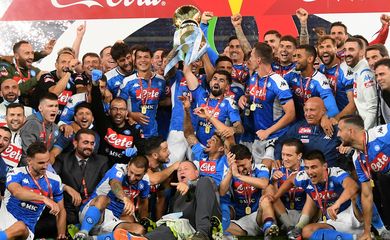 Napoli vence Copa da Itália