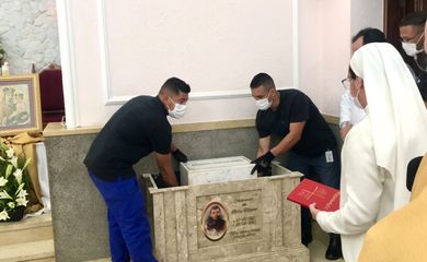 Restos mortais de Antoninho da Rocha Marmo são transferidos para São José dos Campos 

Em processo de canonização, o possível santo morreu aos 12 anos