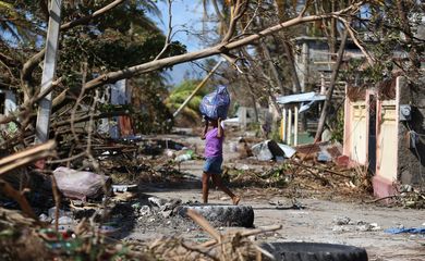 O número de mortes no Haiti ainda pode subir, já que as equipes de resgate estão com dificuldades para chegar a vários locais mais isolados