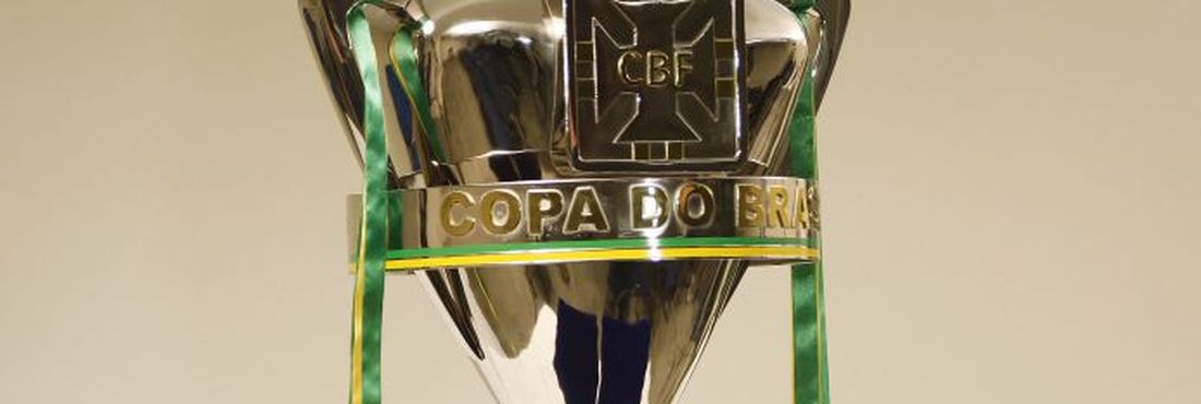 Além da taça, o clube campeão da Copa do Brasil garante uma vaga na Libertadores da América do ano que vem.