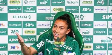 Bia Zaneratto na sua apresentação oficial nas Palestrinas