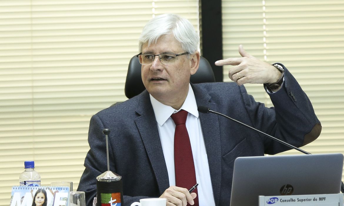 Brasília - O procurador-geral da República, Rodrigo Janot, durante reunião do Conselho Superior do Ministério Público Federal para analisar proposta de orçamento para 2018 (Marcelo Camargo/Agência Brasil)