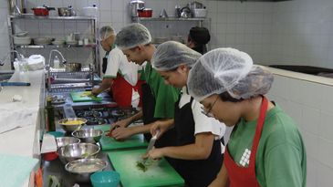 Alunos do curso técnico de Gastronomia do Instituto Federal de Brasília