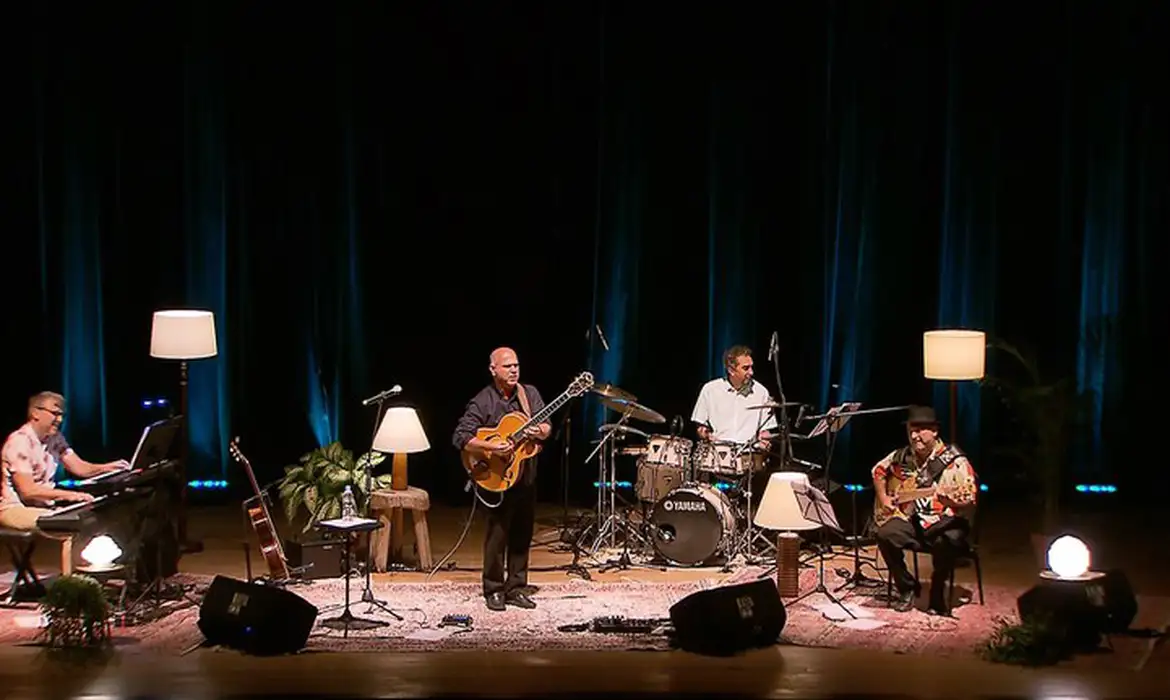 Rio de Janeiro (RJ), 09/10/2025 –Nelson Faria apresenta clássicos do cancioneiro nacional em show inédito na TV Brasil
Frame TV Brasil