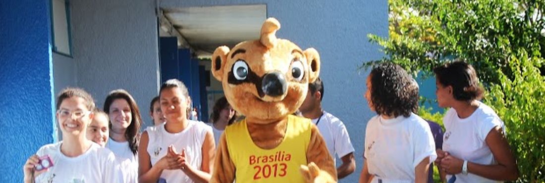 Mascote dos Jogos Escolares Mundiais de 2013