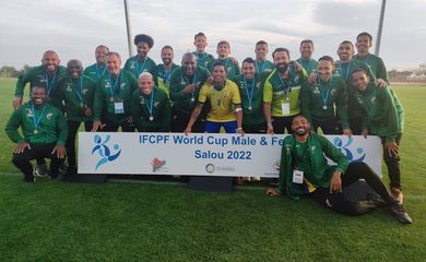 seleção brasileira é bronze em Mundial de futebol PC - em 15/05/2022