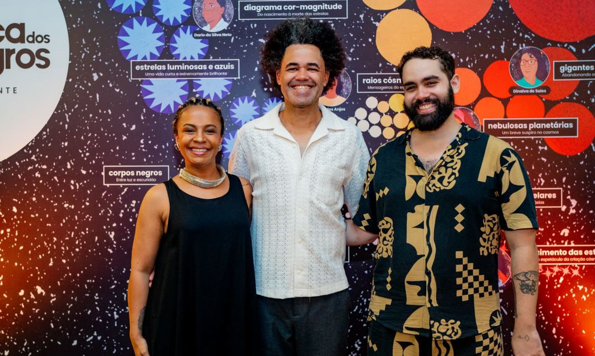 Cientistas negras são estrelas de exposição de Astrofísica em Brasília