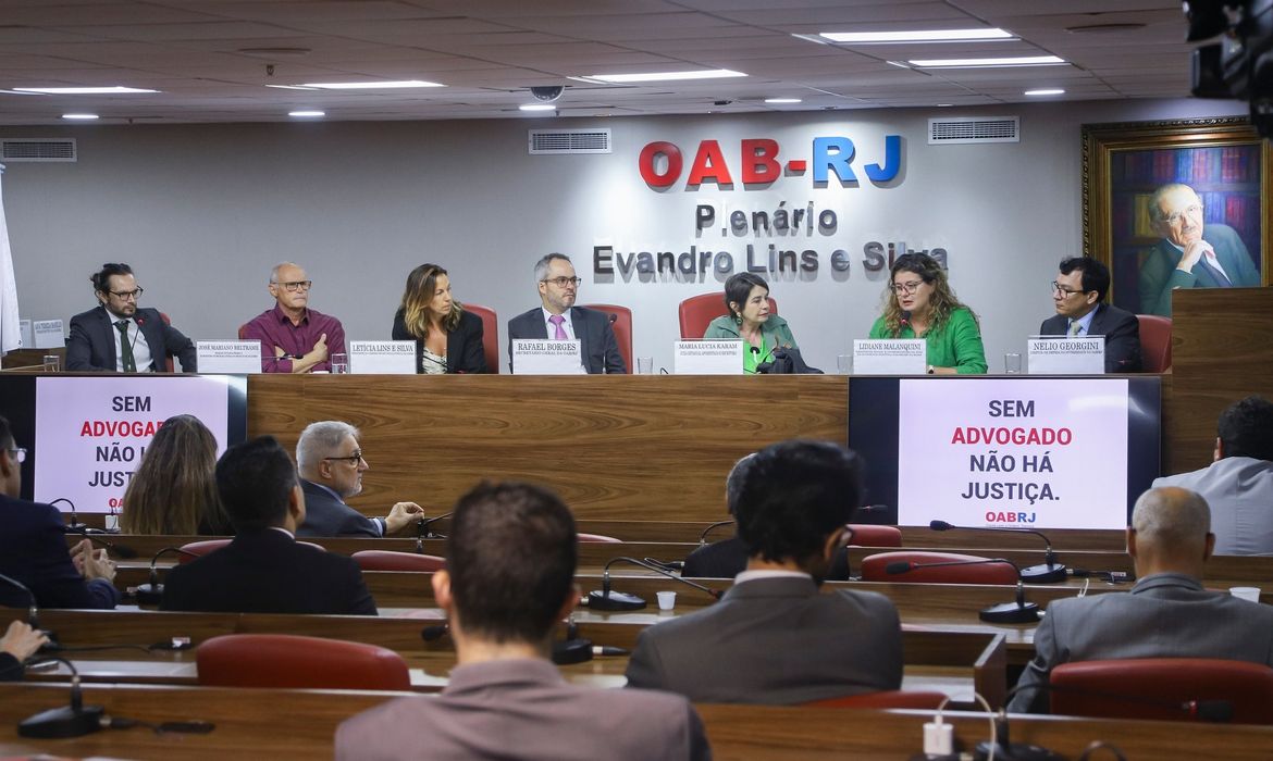 OAB RJ, Redes da Maré e ex secretario de segurança debatem ADPF das Favelas
