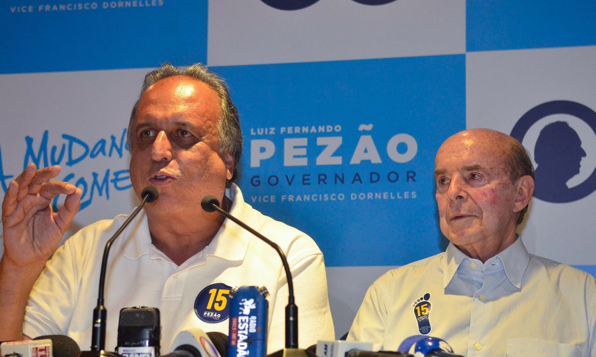 Luiz Fernando Pezão é eleito governador do Rio de Janeiro (Fernando Frazão/Agência Brasil)