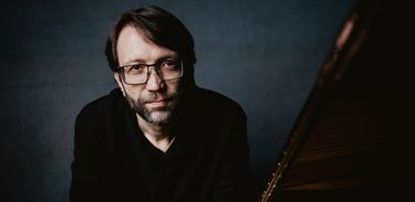 Adriano Souza, pianista