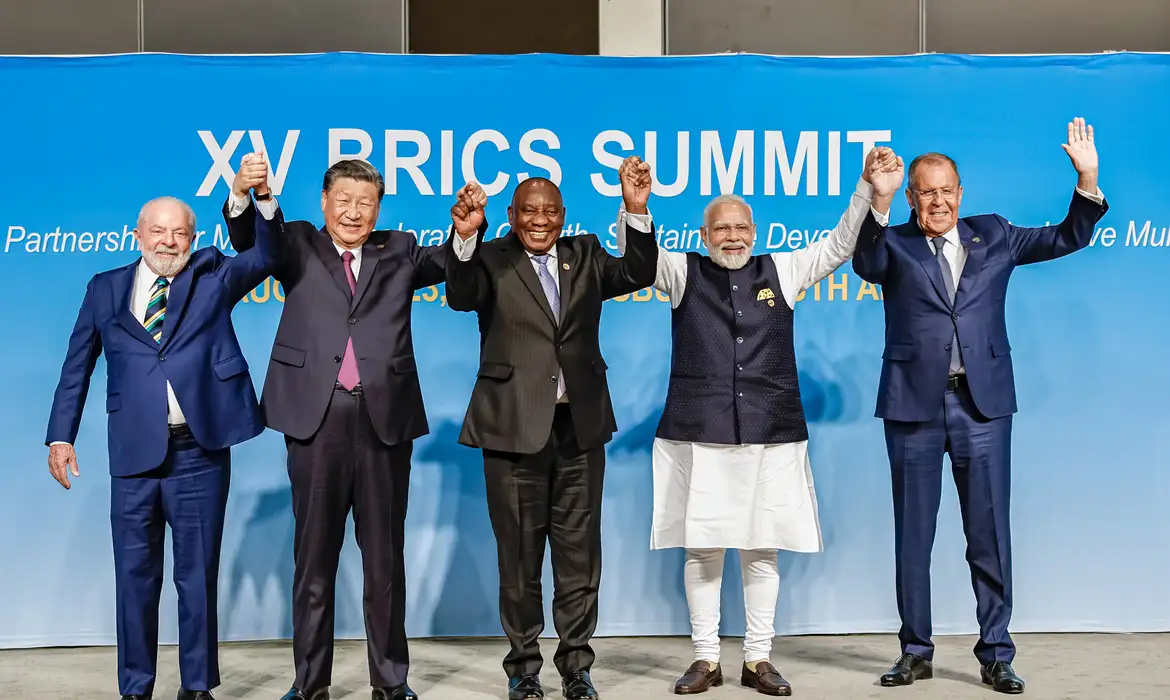 Reunião virtual de líderes do Brics deve abordar tarifaço e guerras