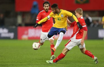 Seleção brasileira de futebol enfrenta a Áustria