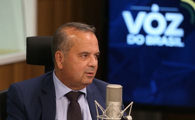 O ministro do Desenvolvimento Regional, Rogério Marinho,  é entrevistado no programa A Voz do Brasil.