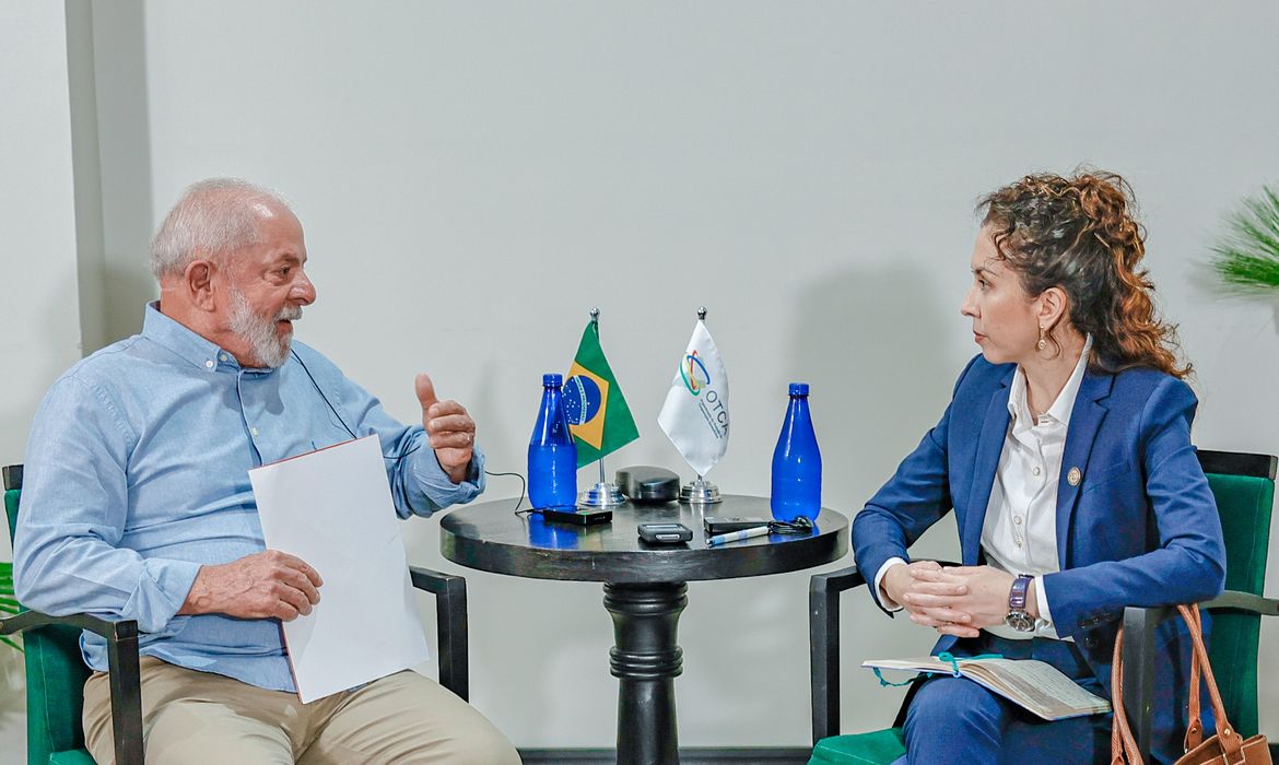 Ricardo Stuckert/PR Belém (PA), 07.08.2023 - Presidente da República, Luiz Inácio Lula da Silva, se encontra com a Secretária-Geral da Organização do Tratado de Cooperação Amazônica (OTCA), María Alexandra Moreira López, no Hotel Grand Mercure, Belem - PA. Foto: Ricardo Stuckert/PR