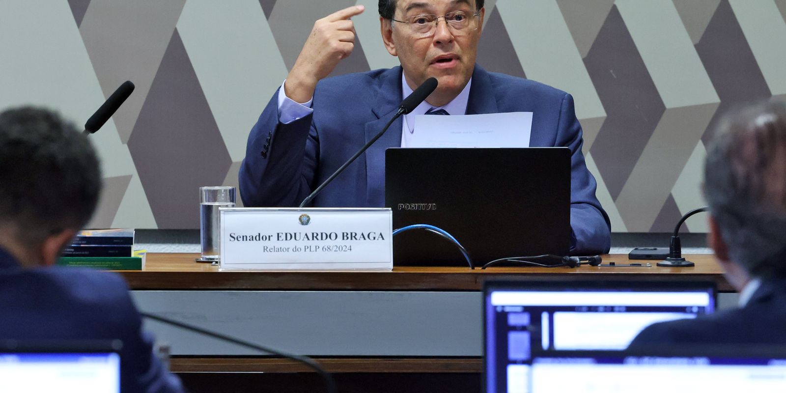 Reforma tributária com novo impacto no IVA é lida na CCJ do Senado Reforma tributária com novo impacto no IVA é lida na CCJ do Senado