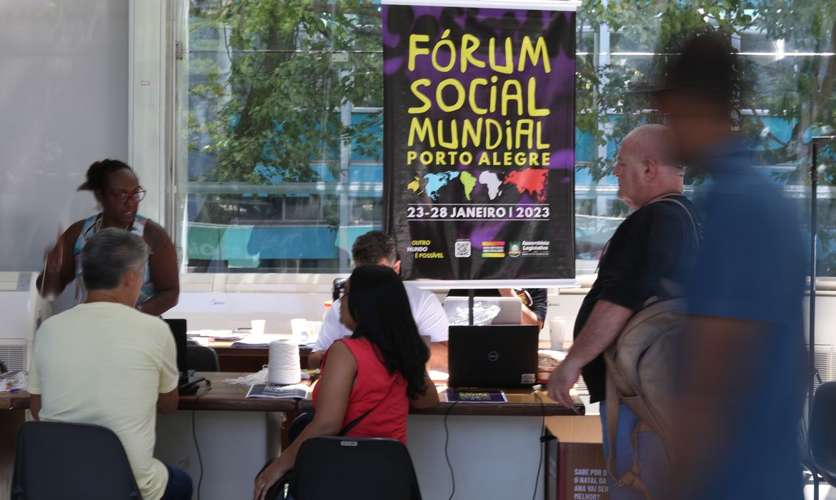 Recepção do Fórum Social Mundial, na Assembleia Legislativa do Rio Grande do Sul, em Porto Alegre.