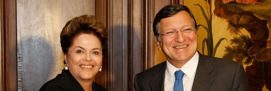 A presidenta Dilma Rousseff e o presidente da Comissão Europeia, José Manuel Durão Barroso, durante encontro nos EUA