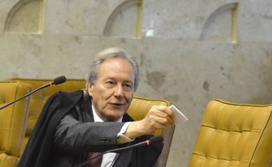 Brasília - STF retoma julgamento de novos recursos do processo do mensalão. Na foto, o ministro do STF Ricardo Lewandowski (José Cruz/Agência Brasil)