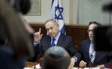 Jerusalém - O primeiro-ministro israelense Benjamin Netanyahu  durante reunião semanal  (EPA / Dan Balilty / Pool / Agência Lusa)
