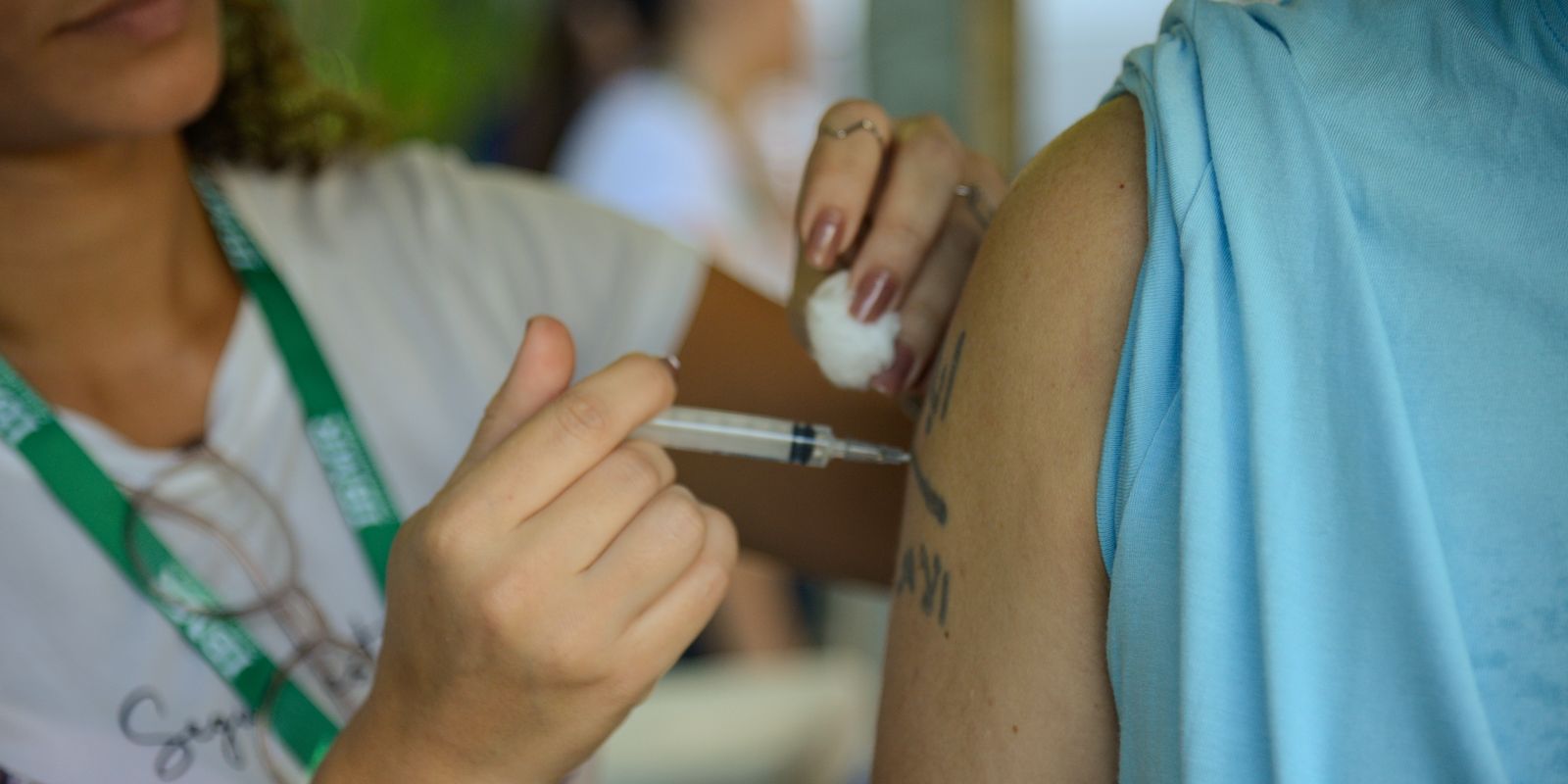 Dia Nacional da Imunização: doses beneficiam até quem não se vacina