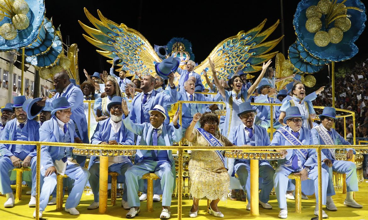 Rio de Janeiro (RJ), 20/02/2023 - A escola de samba Portela desfila enredo sobre a história de seu centenário, no Sambódromo da Marquês de Sapucaí. Foto: Fernando Frazão/Agência Brasil