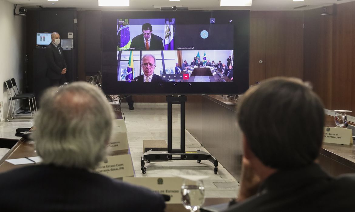 (Brasília - DF, 10/06/2020) Sessão extraordinária de apreciação das contas do Presidente da República relativas ao exercício 2019 (videoconferência).
Foto: Isac Nóbrega/PR