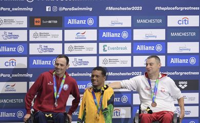 Gabriel Araújo, o Gabrielzinho, é oro nos 100m costas S2, com direito a quebra de recorde mundial - Mundial de natação paralímpica - em 02/08/2023
