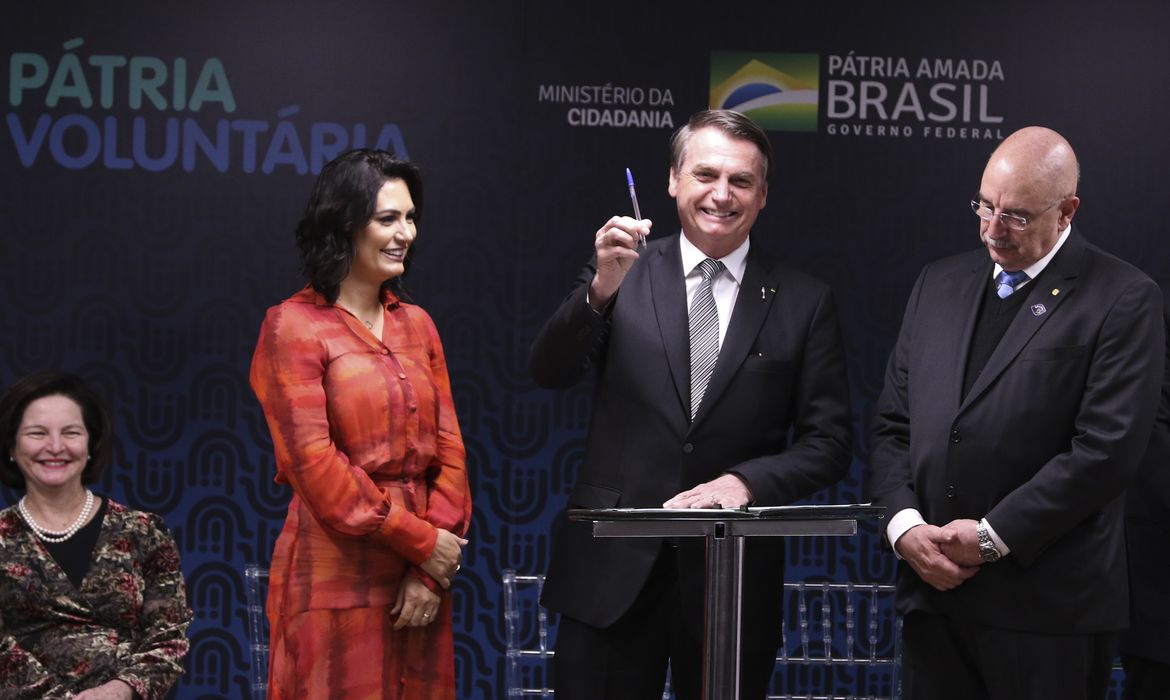 O presidente Jair Bolsonaro e a  primeira-dama, Michelle Bolsonaro, participam do lançamento do Programa Nacional de Incentivo ao Voluntariado, no Hospital da Criança de Brasília José Alencar (HCB)