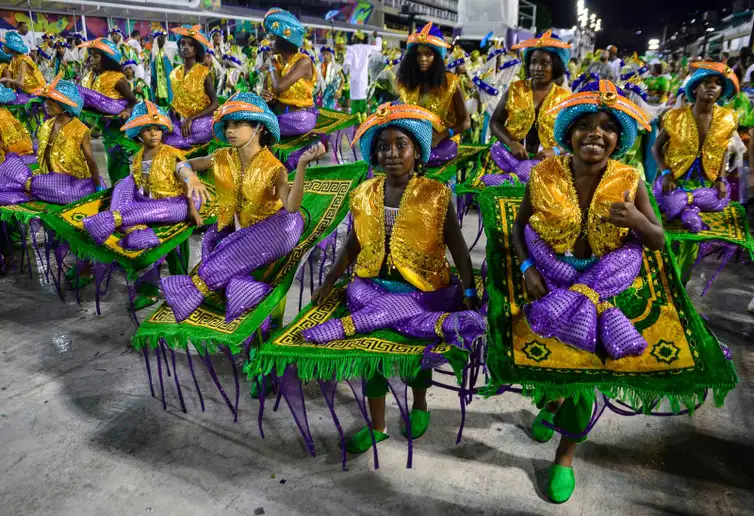 Mudanças nos desfiles das escolas de samba geram polêmicas. Foto: Eduardo Hollanda/Rio Carnaval