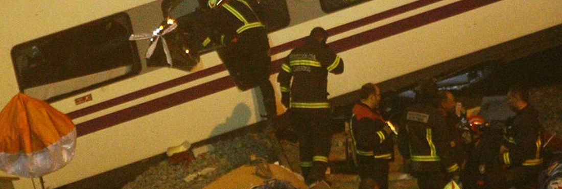 Ainda não há explicação definitiva sobre as causas do acidente de trem na Espanha