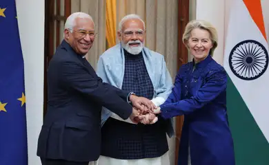 European Council President Antonio Costa, European Commission President Ursula von der Leyen and Indian Prime Minister Narendra Modi pose during a photo opportunity ahead of their meeting at the Hyderabad House in New Delhi, India, January 27, 2026. REUTERS/Altaf Hussain