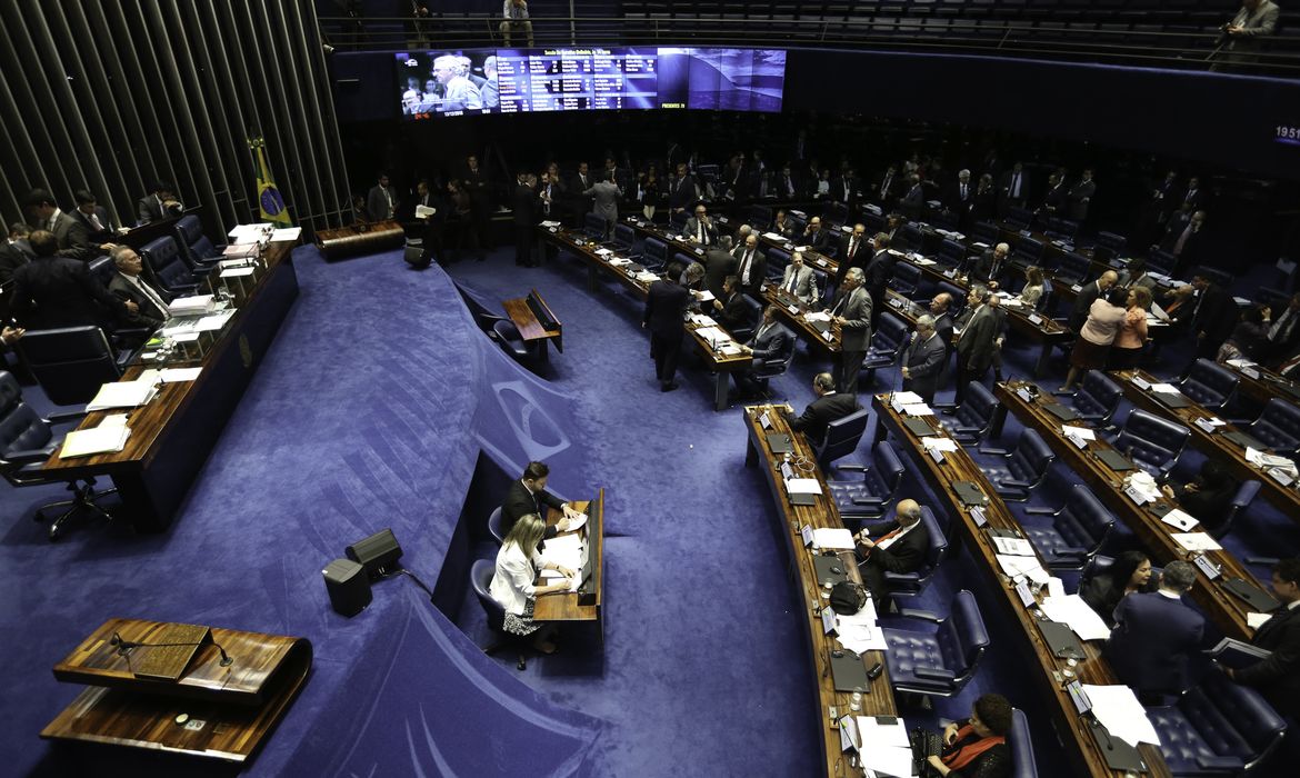 Brasília - Senadores discutem suspensão de parcelas de dívidas dos estados (Fabio Rodrigues Pozzebom/Agência Brasil)