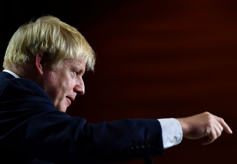 Britain's Prime Minister Boris Johnson gestures during a news conference at the end of the G7 summit in Biarritz, France, August 26, 2019. REUTERS/Dylan Martinez