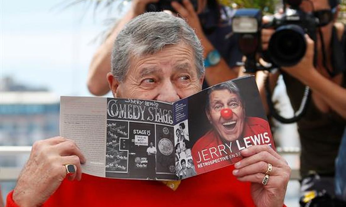 Morre aos 91 anos o ator e comediante Jerry Lewis (Guillaume Horcajuelo/EPA/EFE/Direitos Reservados)