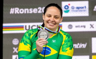 Victória Barbosa fatura prata no Mundial de Paraciclismo, em 29/08/2025