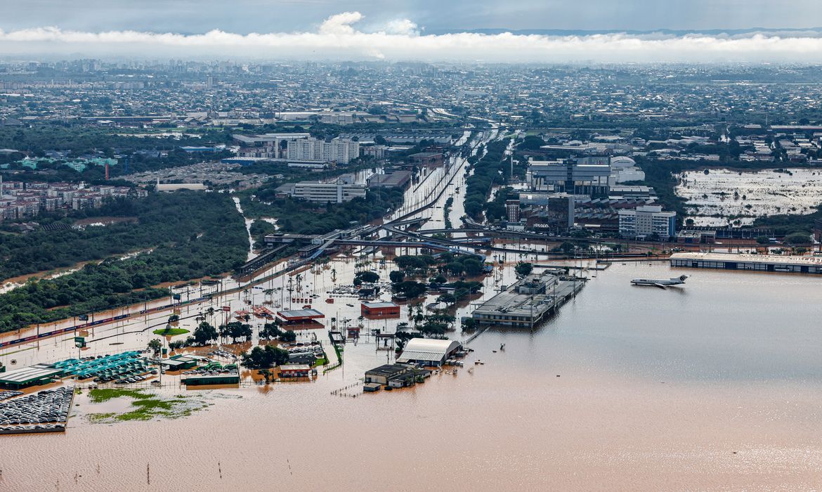 Casi 850 mil personas afectadas por las lluvias en Rio Grande do Sul