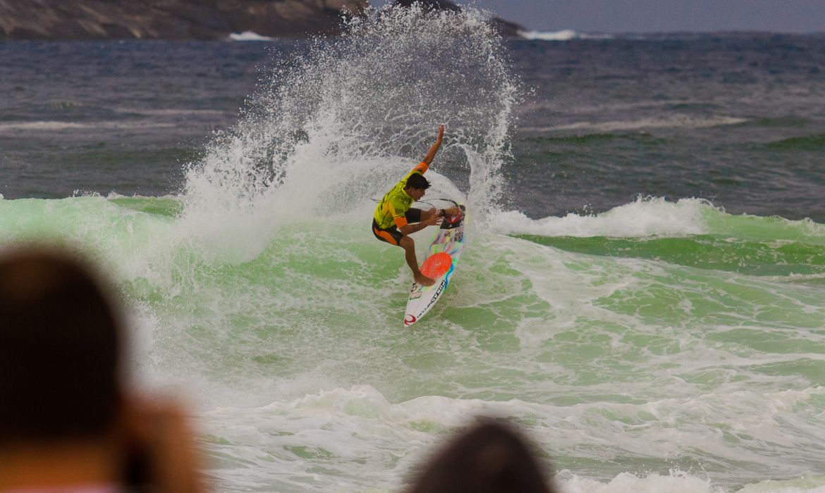 Rio de Janeiro - O surfista paulista Gabriel Medina durante o Billabong Rio Pro 2014, etapa brasileira do circuito mundial de surfe (WCT), na praia da Barra da Tijuca