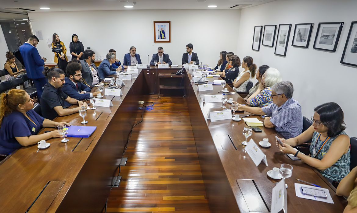 Brasília, 18/12/2023, Paulo Pimenta, ministro-chefe da SECOM e Jean Lima, presidente da EBC, durante reunião do grupo de trabalho. Foto: Lucas Leffa/Secom