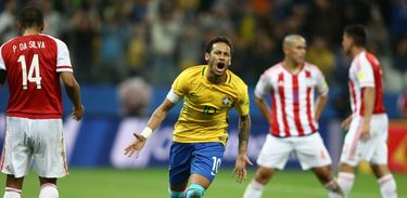 Philippe Coutinho, Neymar (foto) e Marcelo marcaram os gols do Brasil