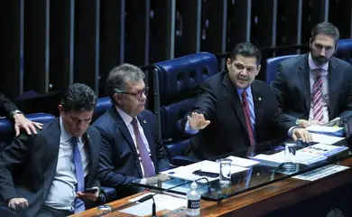 Brasília (DF), 27/05/2025  - Sessão do Senado que votou a proposta de emenda à Constituição (PEC 37/2022) que inclui as guardas municipais e os agentes de trânsito entre os órgãos de segurança pública previstos na Carta Magna. Foto: Lula Marques/Agência Brasil