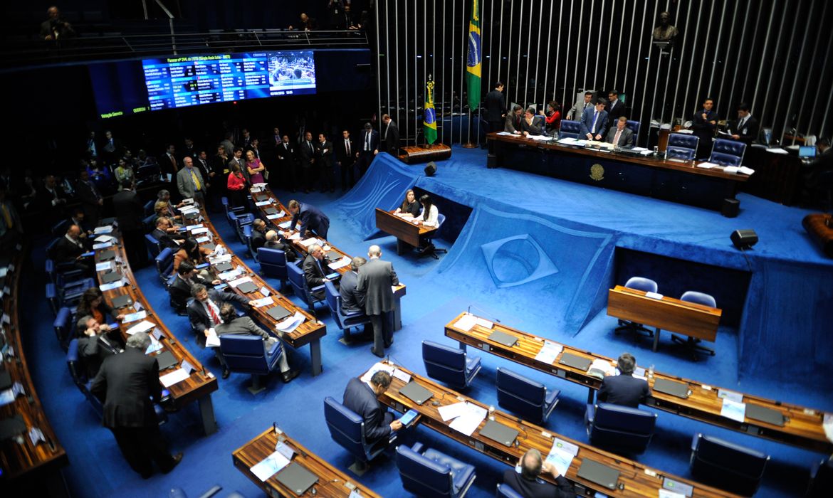 Plenário do Senado aprova projeto que regulamenta a mediação para solução de conflitos e vota indicações de diretor para a ANTT e de cinco nomes indicados para o Cade (Fabio Rodrigues Pozzebom/Agência Brasil)